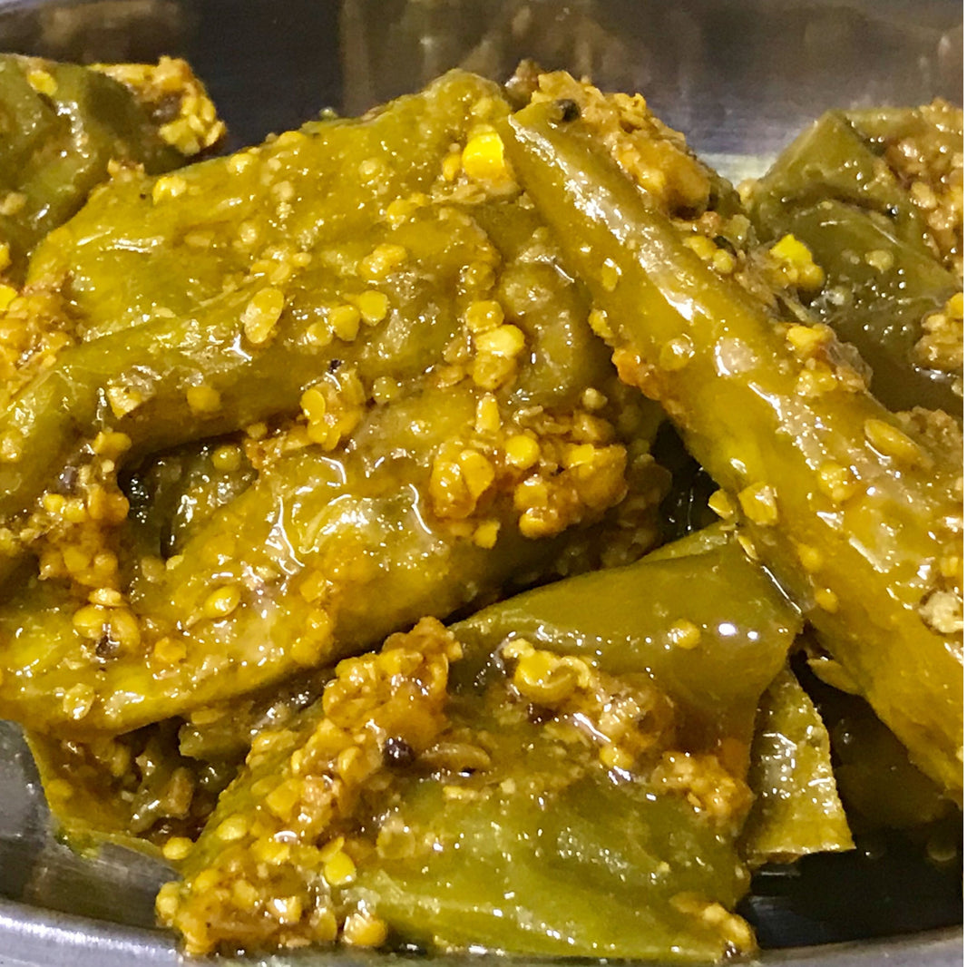 RUNANUBANDH Chilly Pickle, Natural Ingredients, No Artificial Essence, Pack of 200 gms