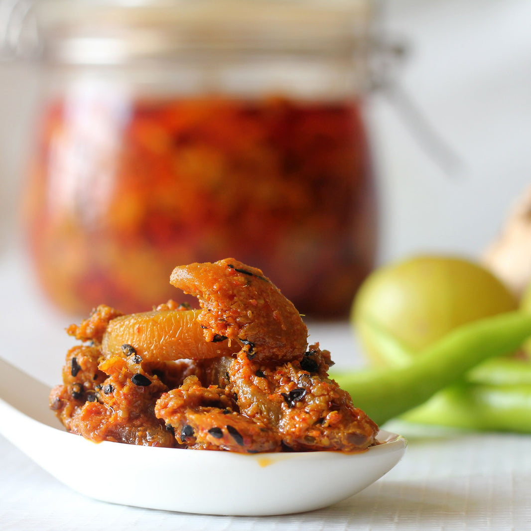 RUNANUBANDH Avala Pickle, Natural Ingredients, No Artificial Essence, Pack of 200 gms