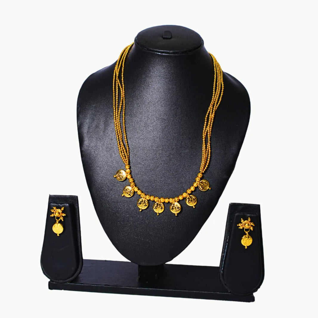 EKTA HANDMADE JEWELLERY Handmade Golden Choker Artificial Necklace Set Pack of 1 Piece Traditional Elegant Lightweight Premium Ethnic Crafted Cultural Festive Wedding Wear Design
