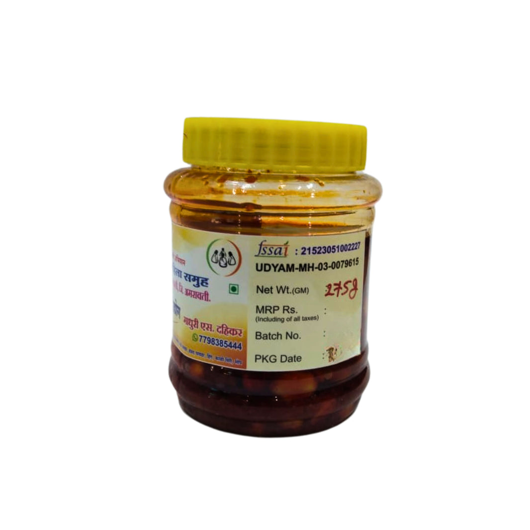 MADHURA Garlic Pickle, Natural Ingredients, No Artificial Colour, Pack of 250 gm