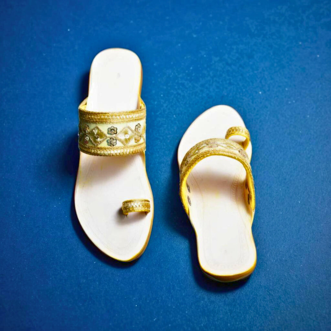 KOLHAPURI CHAPPAL, Kolhapuri Paithani Ladies Leather Footwear, Yellow White Colour Pack Of 1