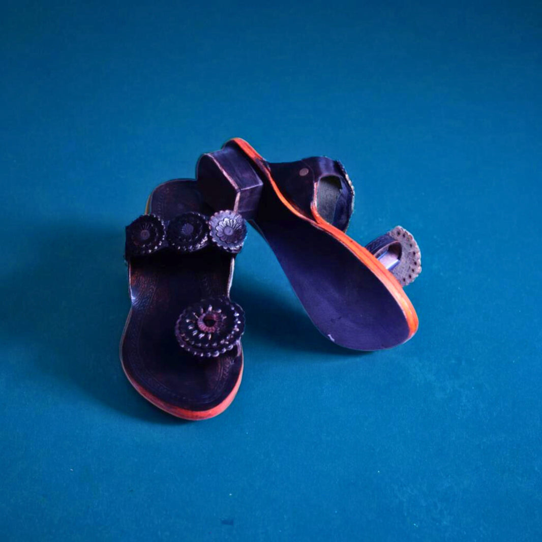 KOLHAPURI CHAPPAL, Kolhapuri Three Flowers Patta Ladies Leather Footwear, Black Colour Pack Of 1
