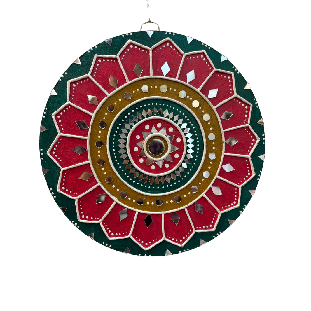 SUJATA CREATIONS Green Circle Red Floral Lippan Art 10 Inch Round Handmade Decorative Wall Showpiece Traditional Art Pack of 1 Piece