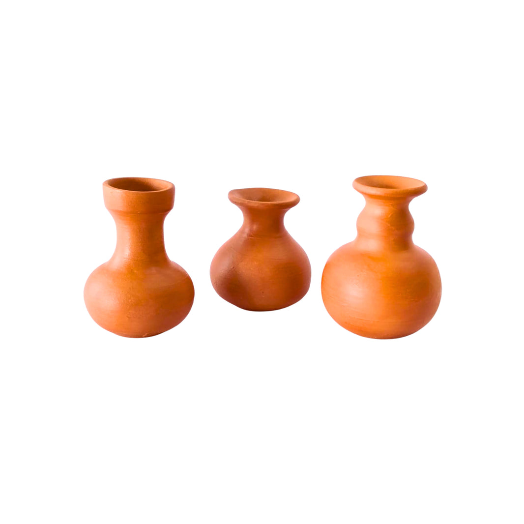 SADGURU ECO FRIENDLY Manichur Pots, Made By Natural Soil, Local Craftsmanship, Pack Of 1