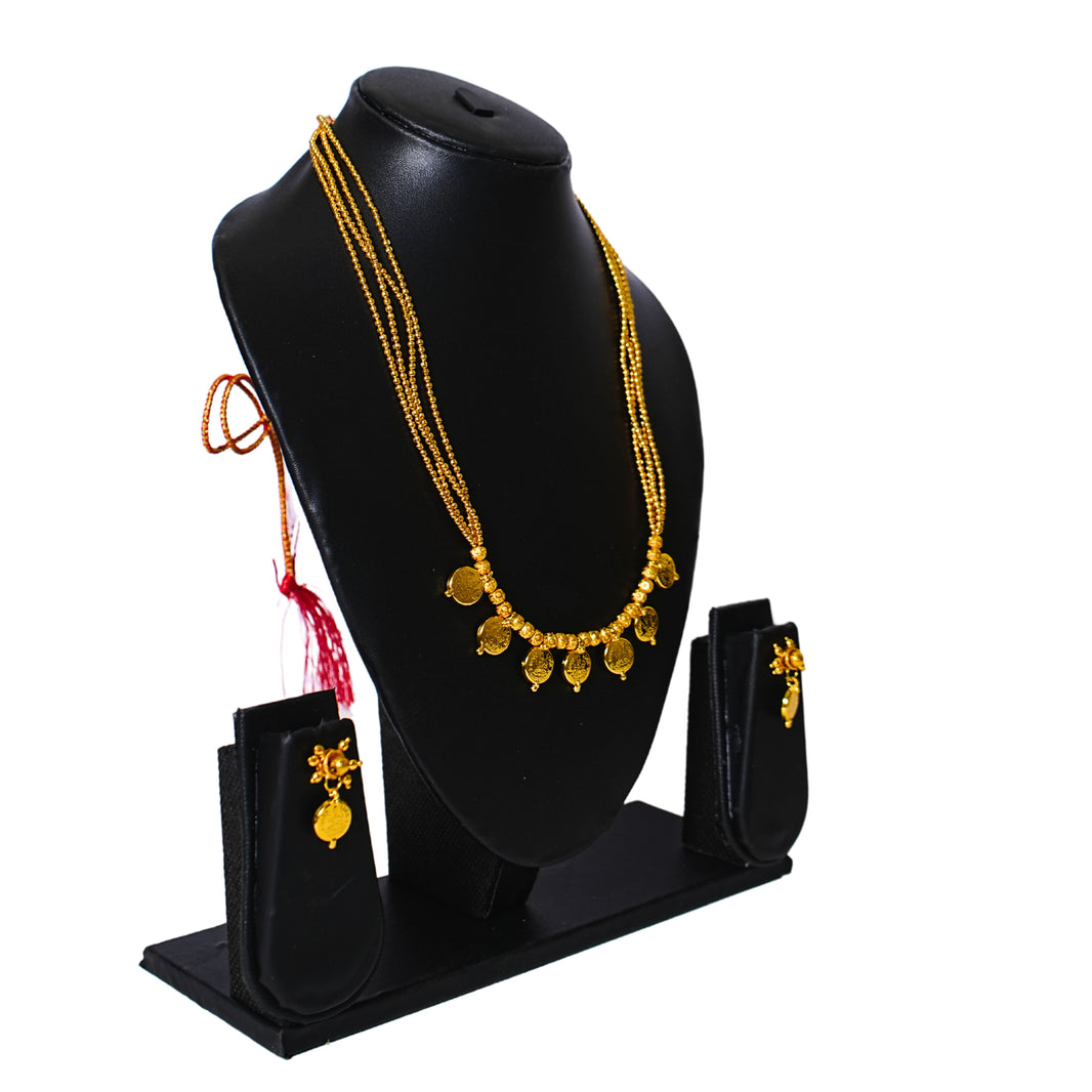 EKTA HANDMADE JEWELLERY Handmade Golden Choker Artificial Necklace Set Pack of 1 Piece Traditional Elegant Lightweight Premium Ethnic Crafted Cultural Festive Wedding Wear Design