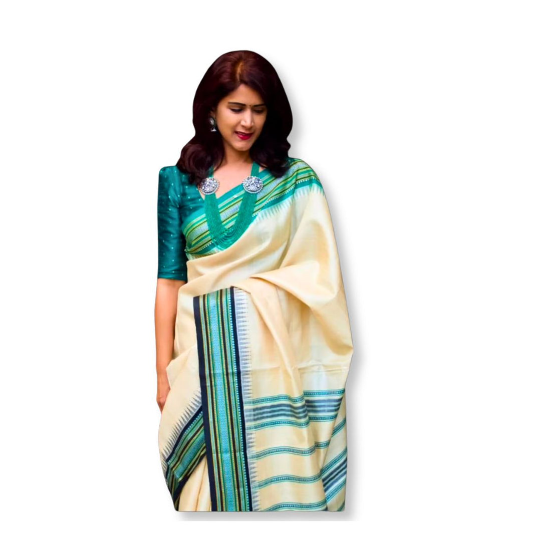 VAINGANGA, Grishma SHG, Elegant Vidarbha Tussar Silk Karvati Saree Handwoven Ivory with Green Border, Sustainable And Natural, Local Craftsmanship, Pack Of 1