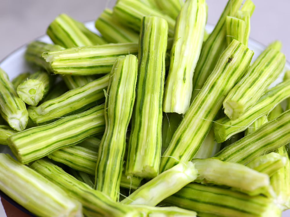 FRESH Drumstick (Shevga) 200 g / 3 Pcs – UmedMart Fresh