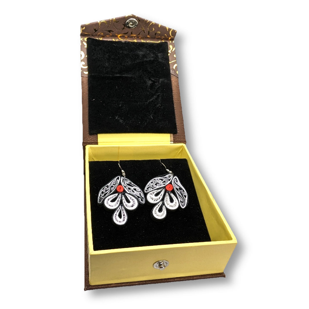 KAGDI KALA, Chic Black And White Floral Dangle Earring,  Local Craftsmanship, Pack Of 1 Pair