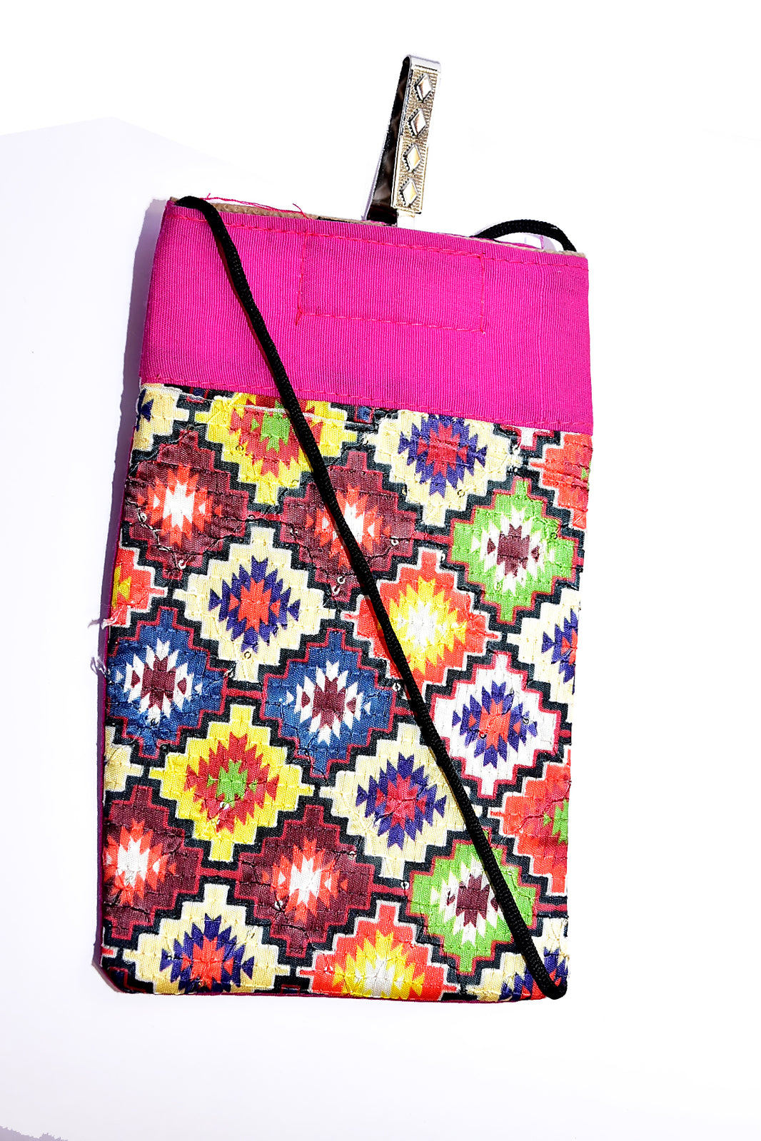 Handcrafted Mobile Pouch – Saheli Mahila Swayansahayyata Samuh (50gm)