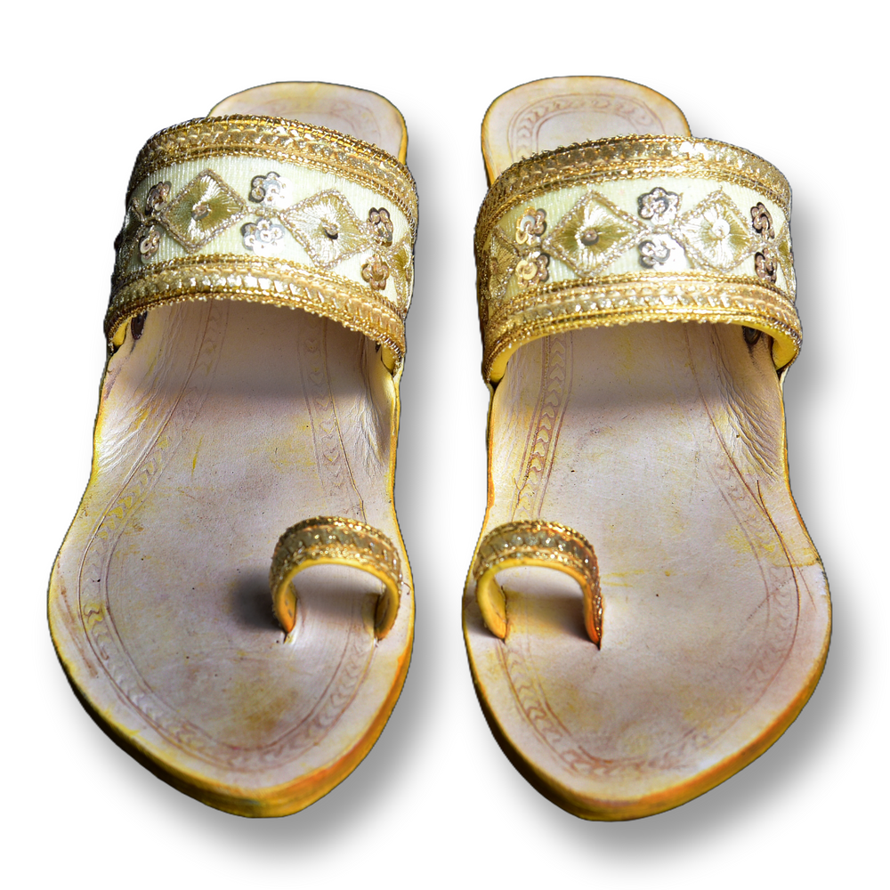KOLHAPURI CHAPPAL Kolhapuri Paithani Ladies Leather Footwear Yellow White Colour Pack Of 1